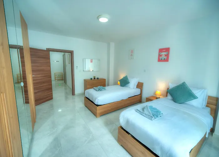 Duplex 2 Bedroom Apartment With Terrace Edag1-1