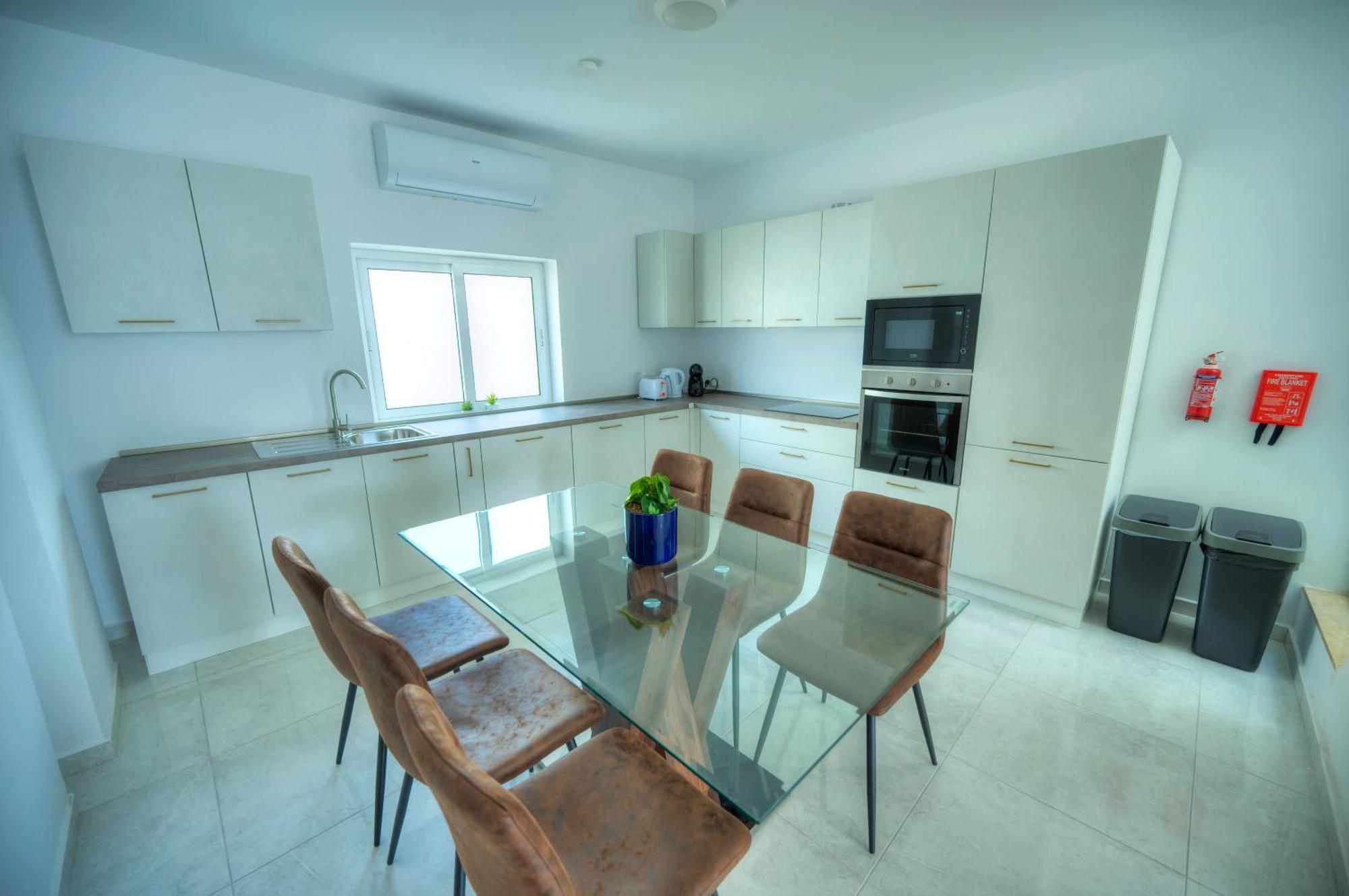 Duplex 2 Bedroom With Terrace Edag1-1